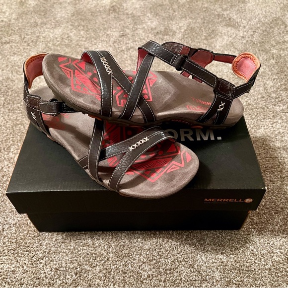 Merrell Sandals - Picture 2 of 3